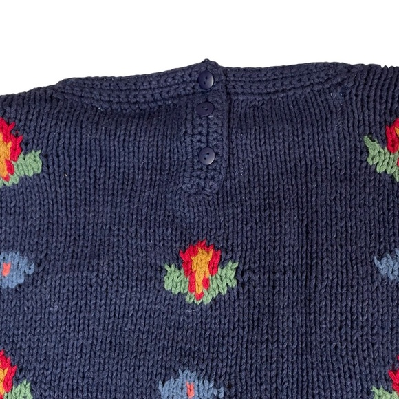 Vintage Signatures by Northern Isles Floral Hand Knit Sweater Medium - Picture 10 of 13